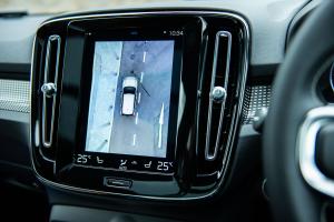 Volvo XC40 T5 R-Design 2018 года  (JP)